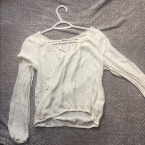 Medium Aeropostale cropped shirt